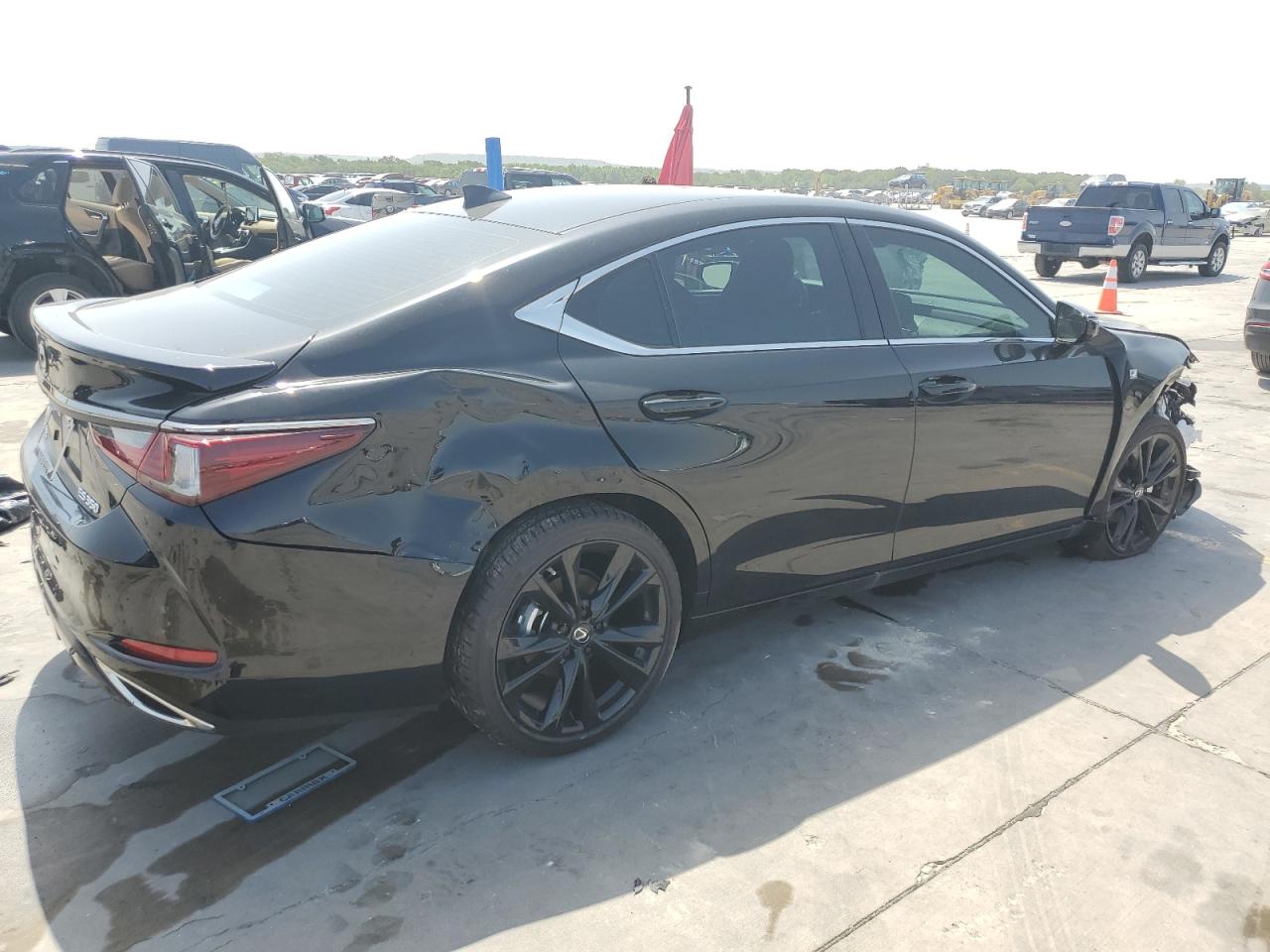 2024 Lexus ES VIN 58AJZ1B17RU168220 Copart auction photo, front end / side damage thumbnail 3
