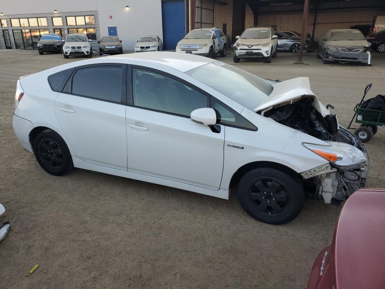 2015 Toyota Prius VIN JTDKN3DU5F0428003 Copart auction photo, front end / mechanical damage thumbnail 4