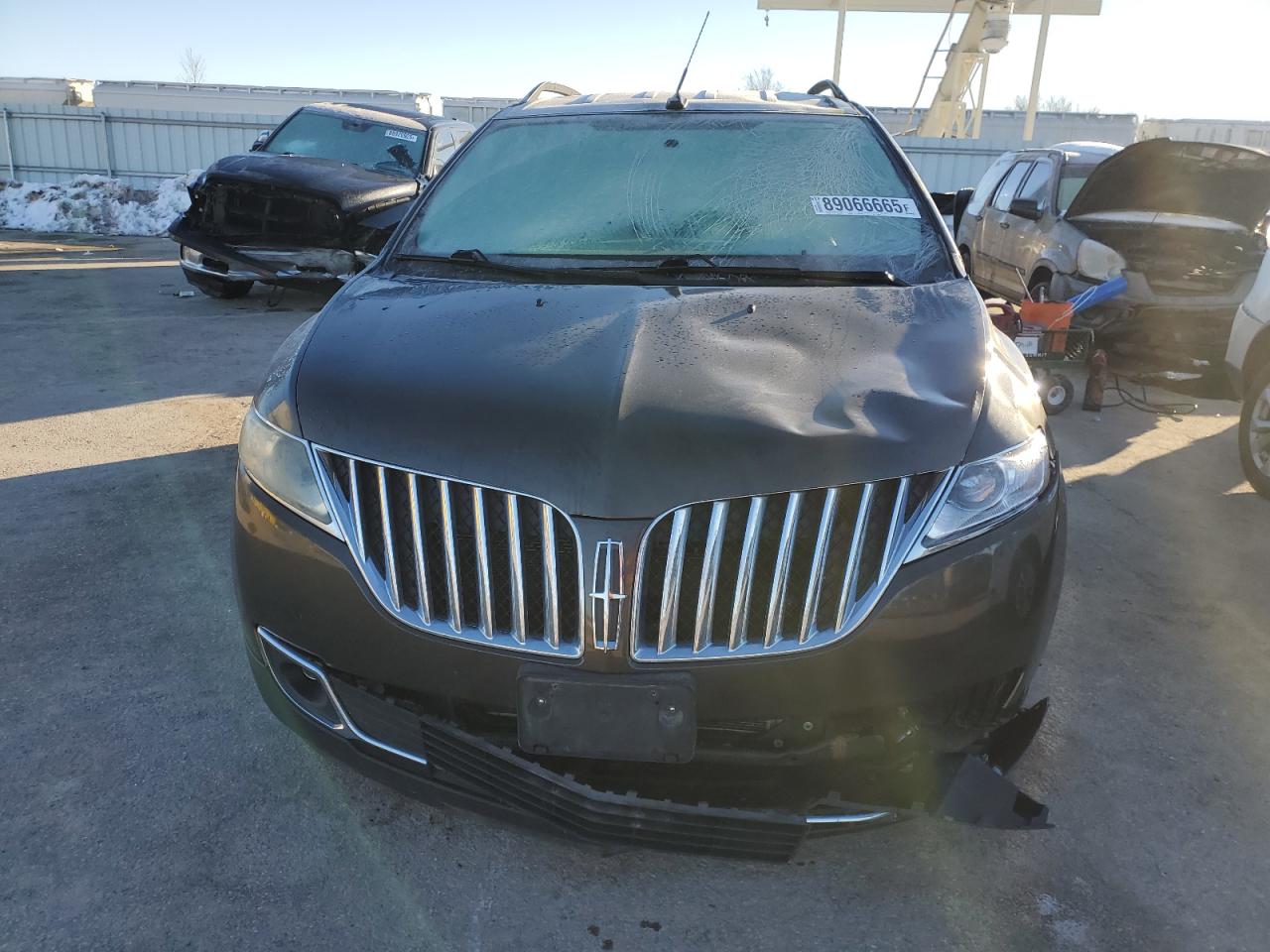 2011 Lincoln MKX VIN 2LMDJ6JK7BBJ24303 Copart auction photo, front end / mechanical damage thumbnail 5