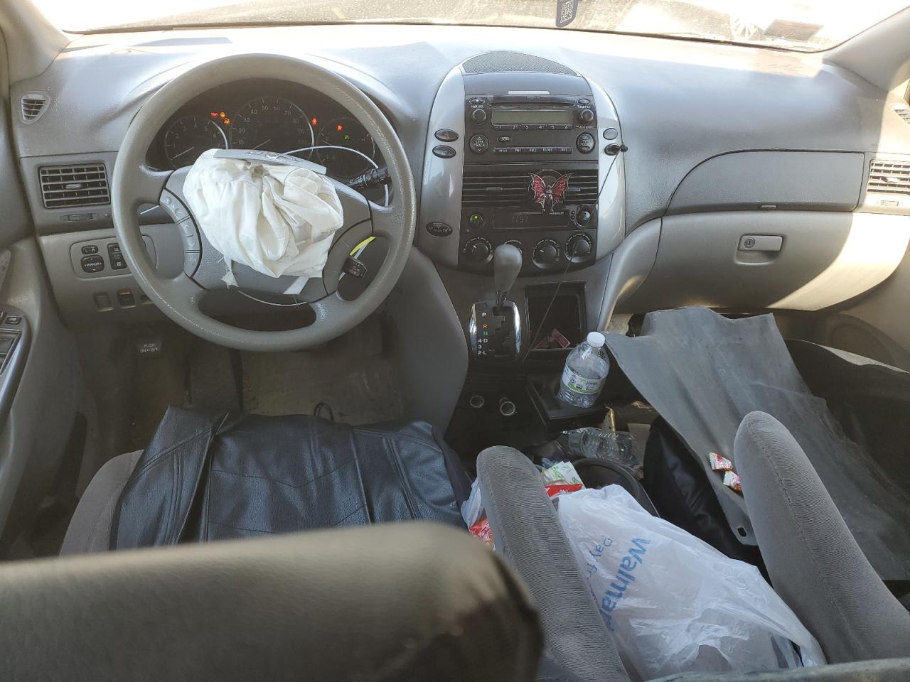 2006 Toyota Sienna VIN 5TDBA23C76S066560 Copart auction photo, biohazard/chemical / front end damage thumbnail 8