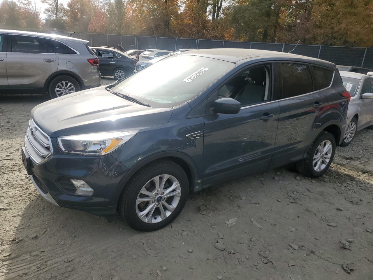 2019 Ford Escape VIN 1FMCU9GD3KUA12570