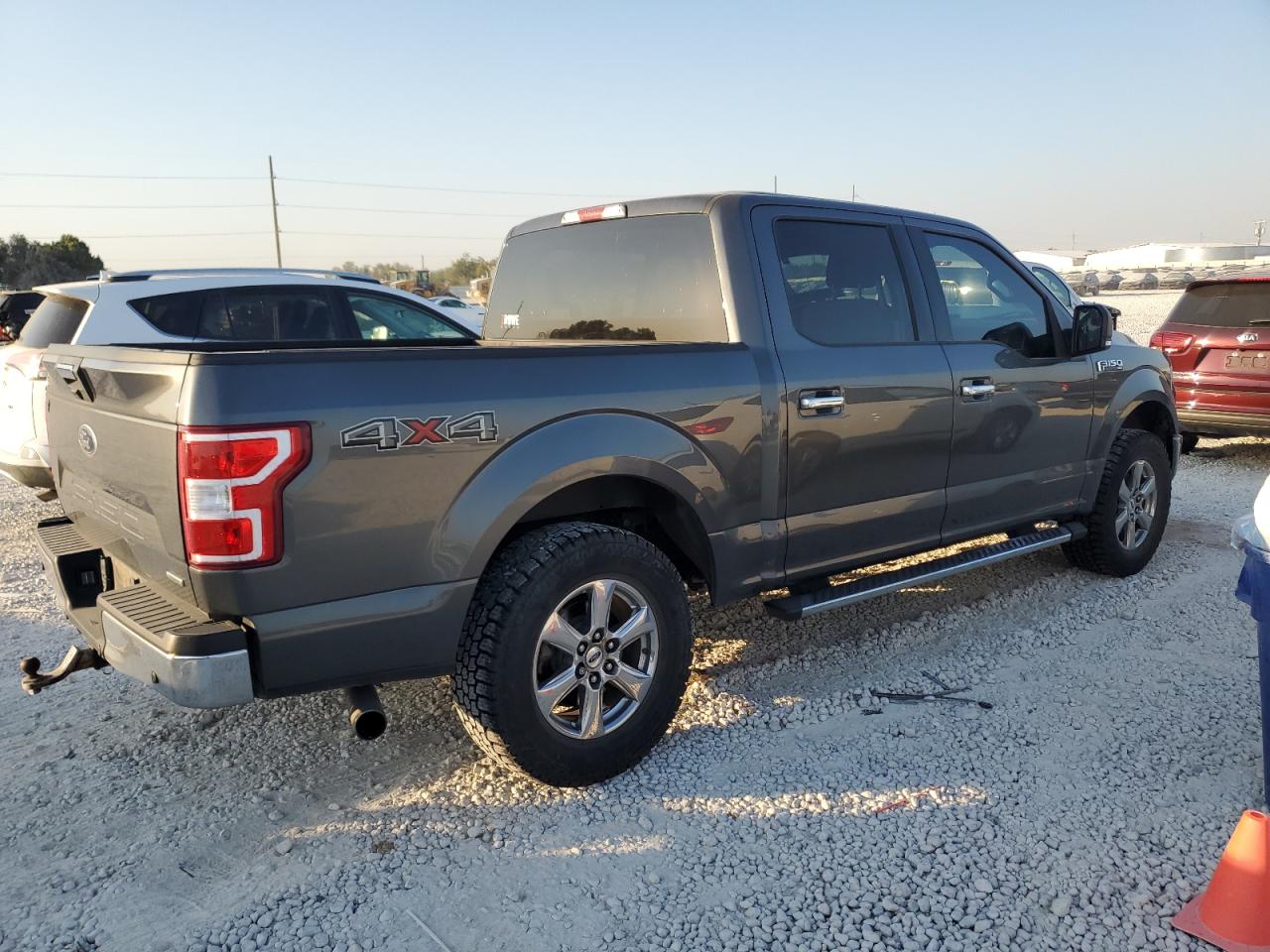 2018 Ford F-150 VIN 1FTEW1EP5JFE16026 Copart auction photo, side / front end damage thumbnail 3