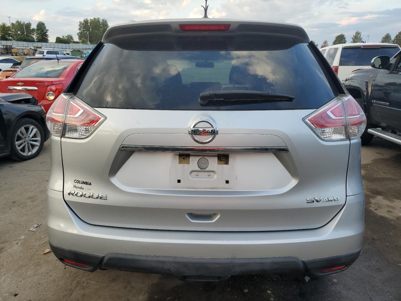 2016 Nissan Rogue VIN KNMAT2MVXGP699748 Copart auction photo, minor dent/scratches damage thumbnail 6