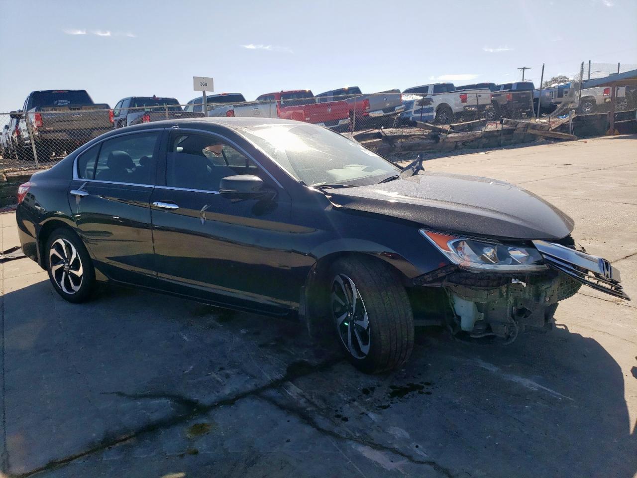 2017 Honda Accord VIN 1HGCR2F84HA126798 Copart auction photo, front end damage thumbnail 4
