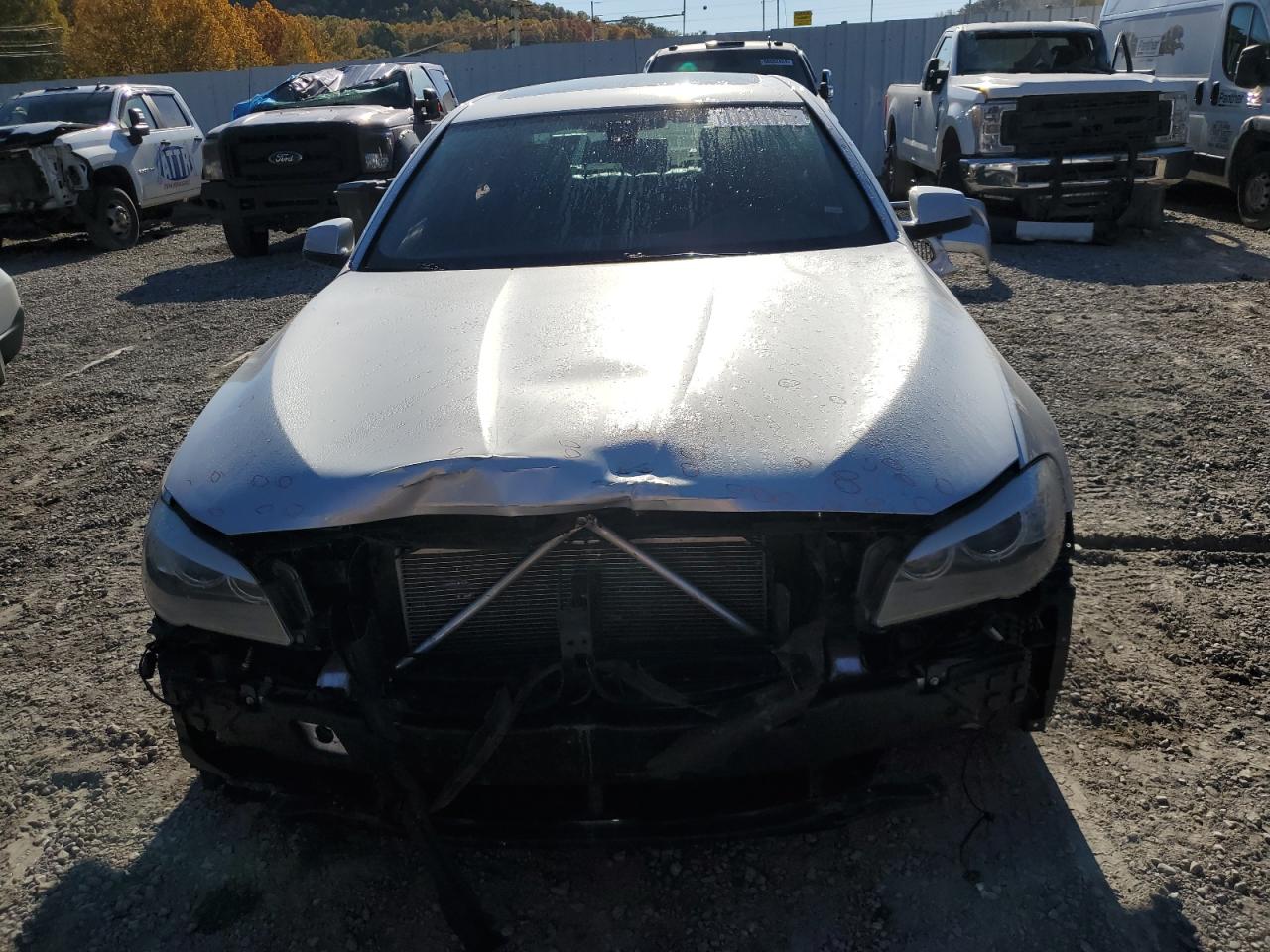 2013 BMW 5er VIN WBAFU7C55DDU77159 Copart auction photo, front end damage thumbnail 5