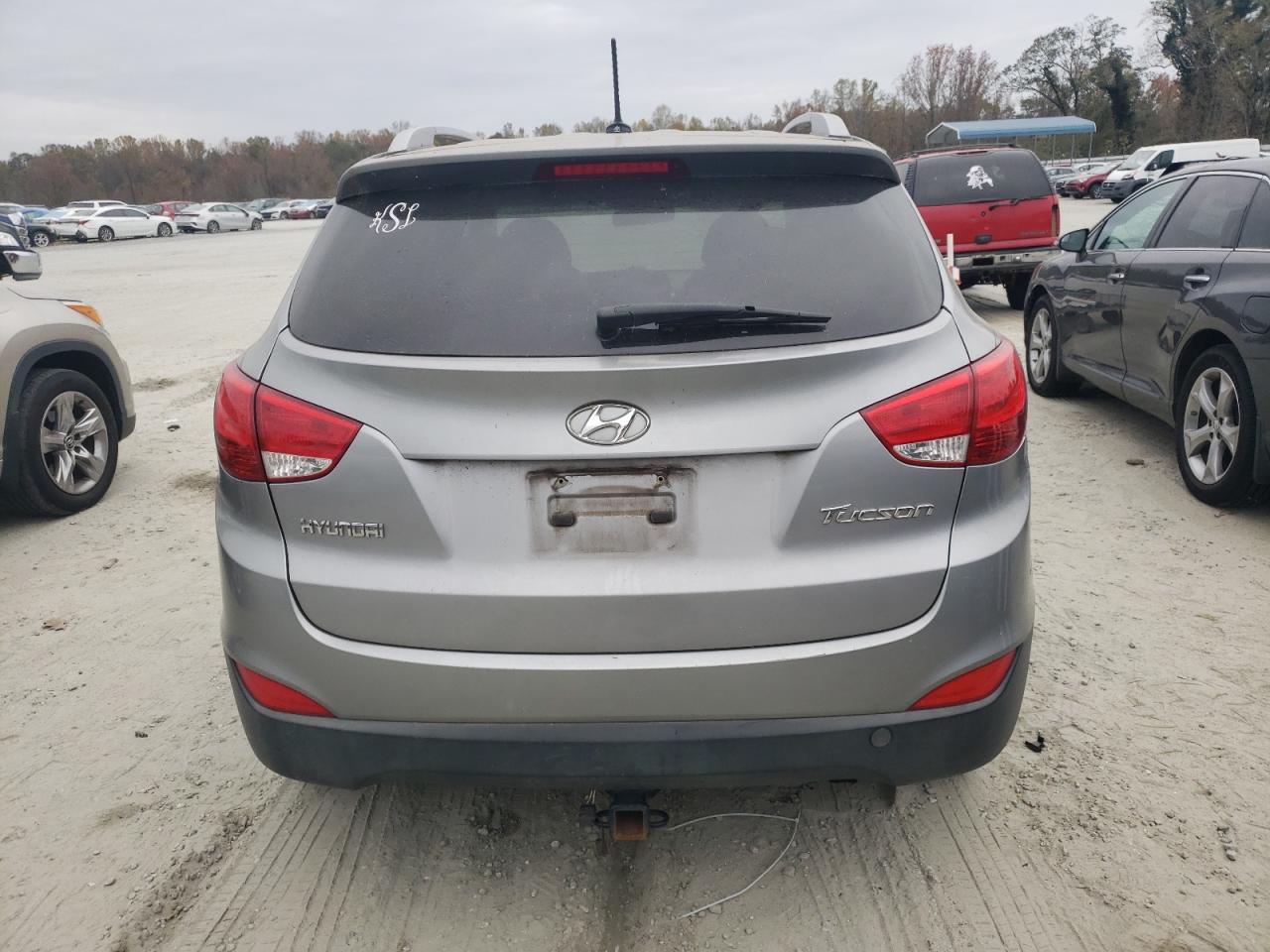 2013 Hyundai Tucson VIN KM8JU3AC8DU763946 Copart auction photo, top/roof damage thumbnail 6
