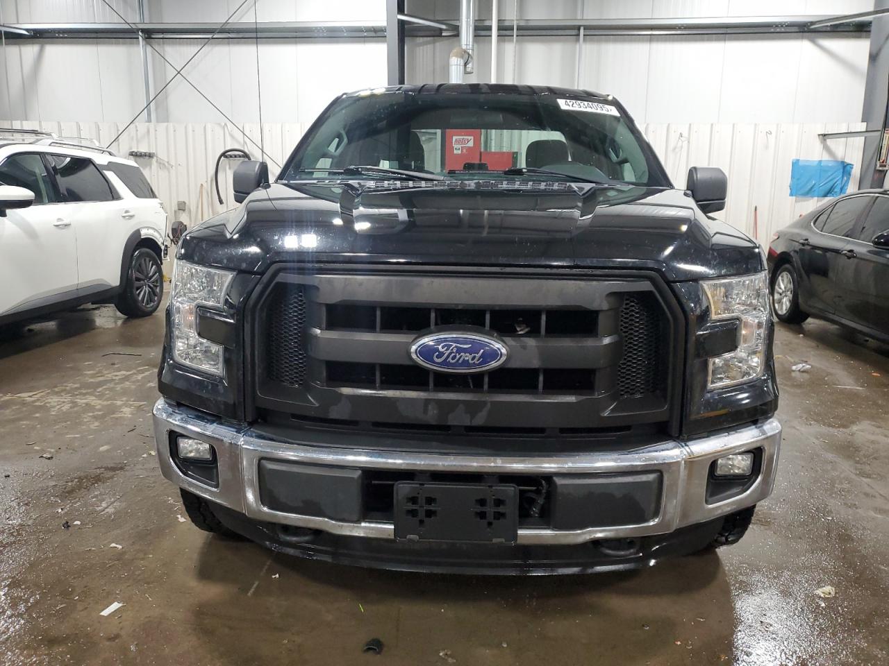 2016 Ford F-150 VIN 1FTEX1EP6GFA54410 Copart auction photo, side / front end damage thumbnail 5