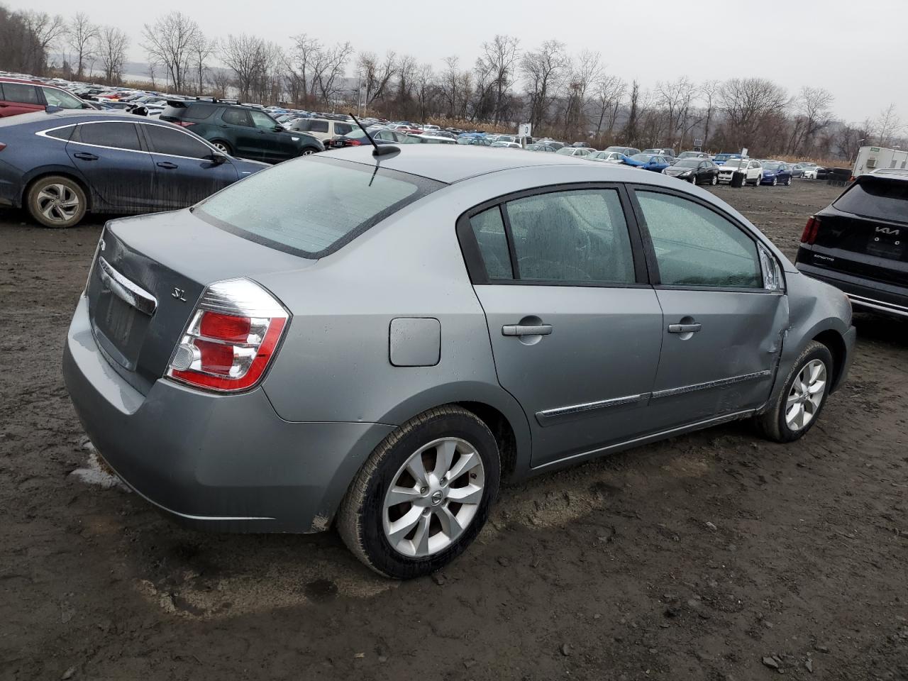 2010 Nissan Sentra VIN 3N1AB6AP2AL669682 Copart auction photo, side / minor dent/scratches damage thumbnail 3