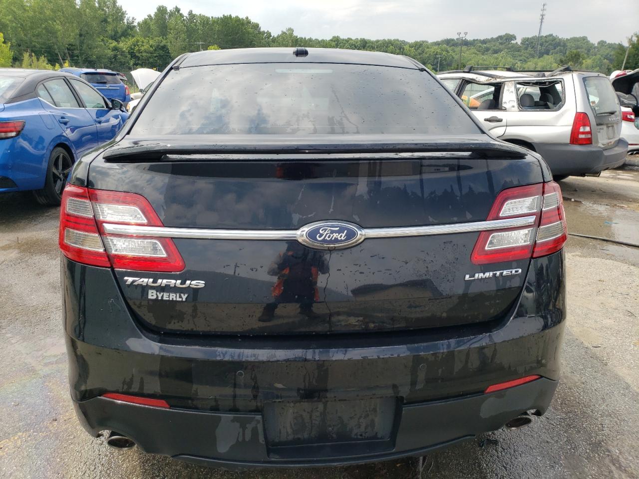 2017 Ford Taurus VIN 1FAHP2F83HG123422 Copart auction photo, front end damage thumbnail 6