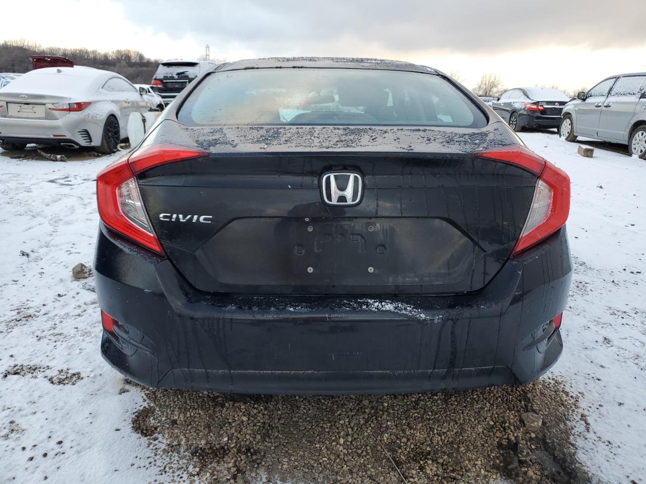 2016 Honda Civic VIN 19XFC2F56GE006581 Copart auction photo, side / front end damage thumbnail 6