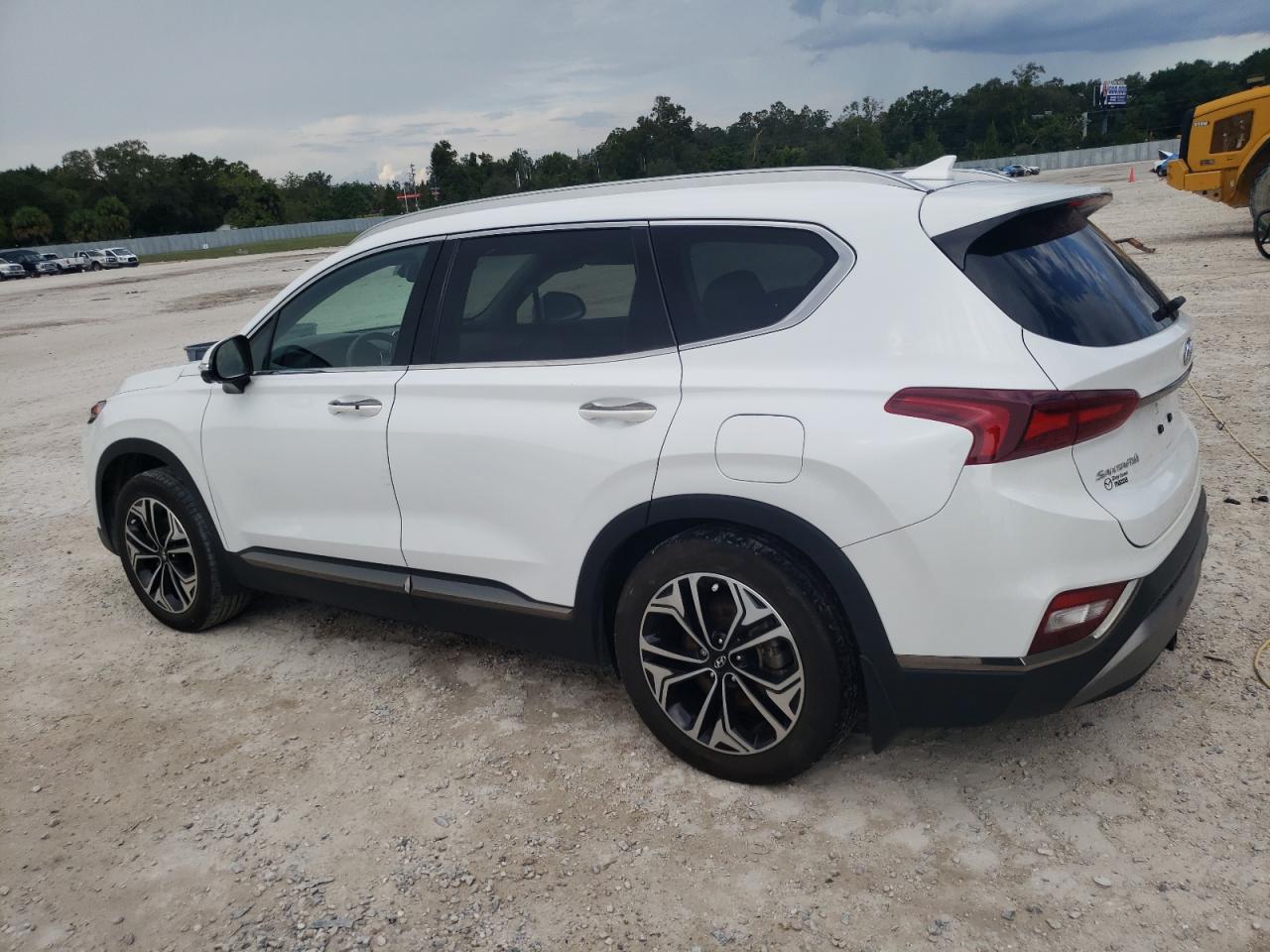 2020 Hyundai Santa Fe VIN 5NMS53AA0LH239118 Copart auction photo, side / front end damage thumbnail 2