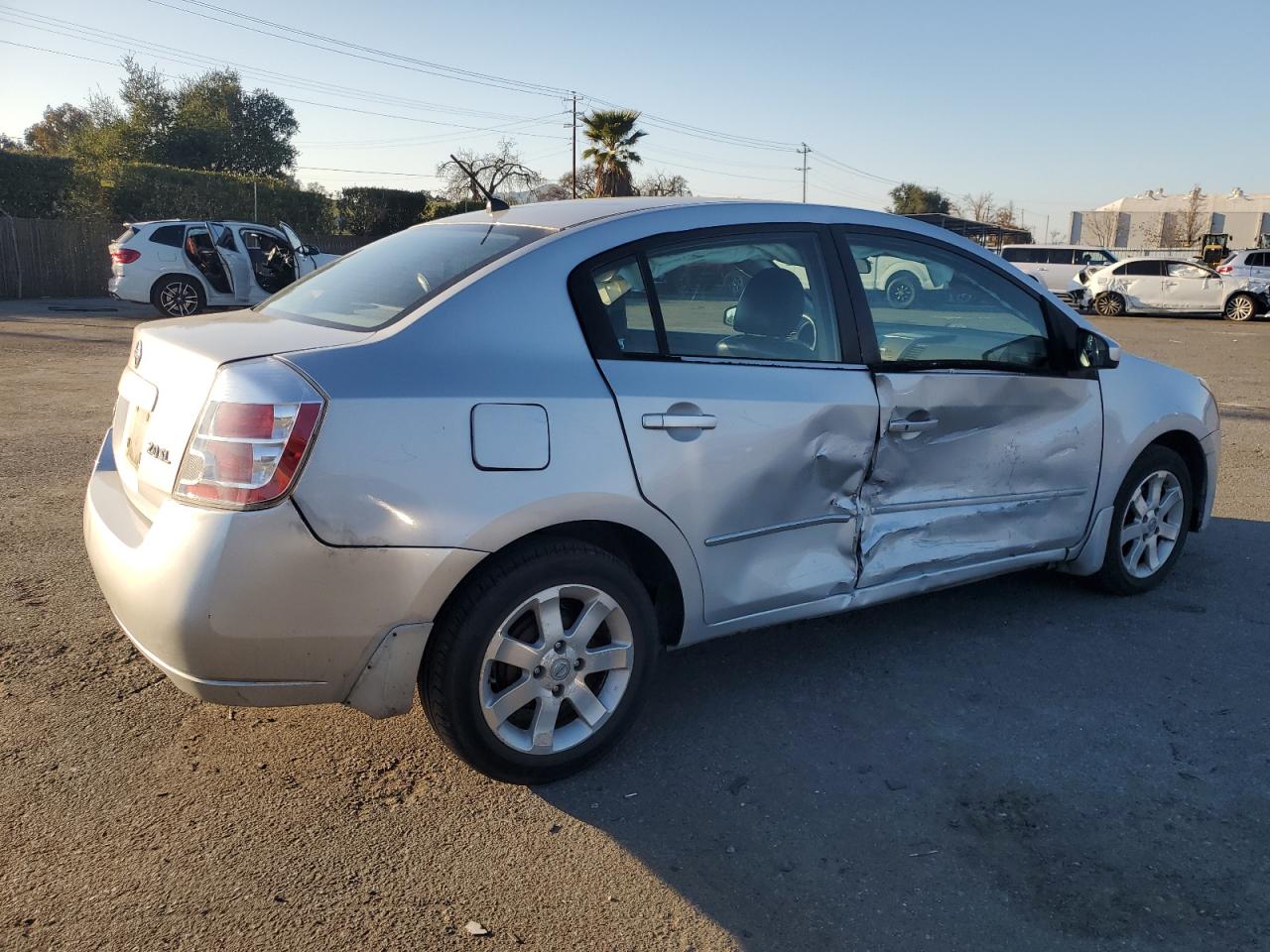 2007 Nissan Sentra VIN 3N1AB61E87L668463 Copart auction photo, side / front end damage thumbnail 3