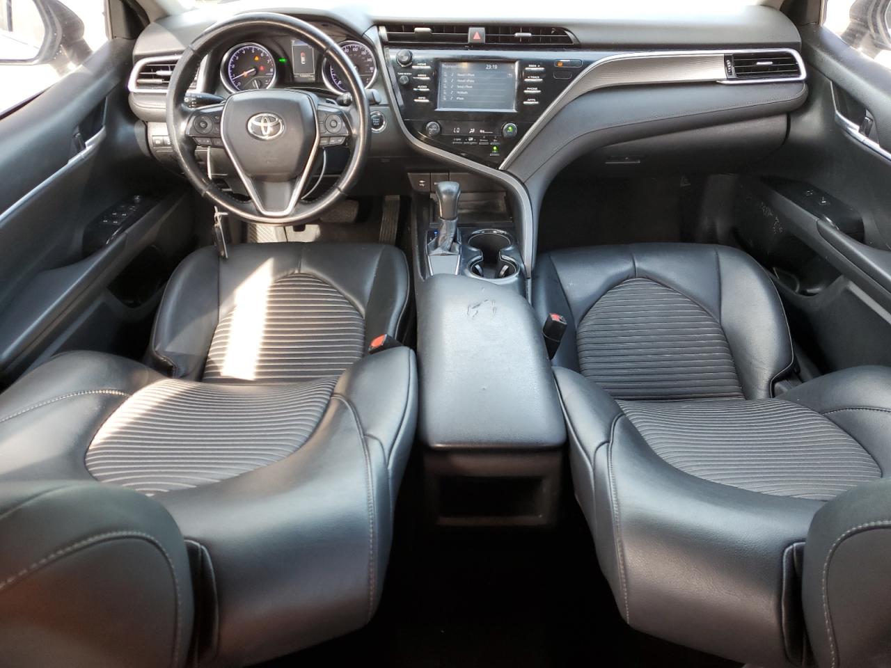 2018 Toyota Camry VIN 4T1B11HKXJU130262 Copart auction photo, front end / side damage thumbnail 8