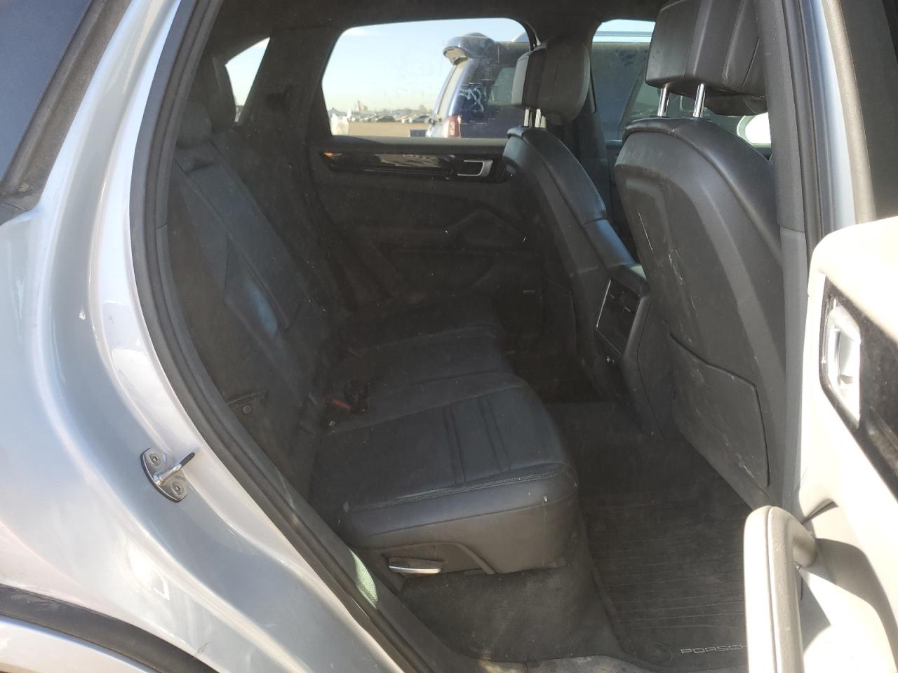 2019 Porsche Cayenne VIN WP1AA2AY4KDA08095 Copart auction photo, front end damage thumbnail 11