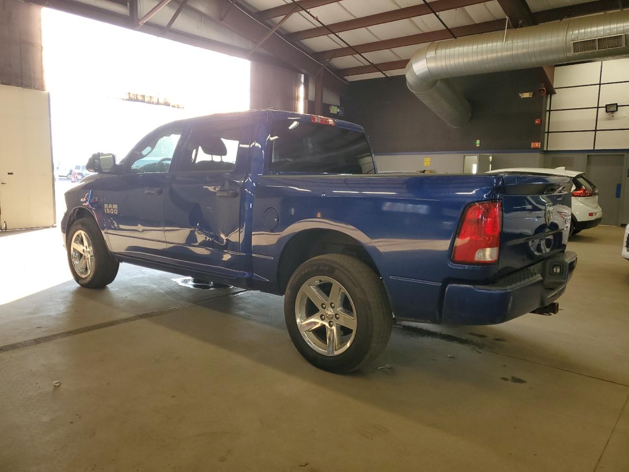 2018 RAM 1500 VIN 1C6RR7KG3JS221640 Copart auction photo, side / mechanical damage thumbnail 2