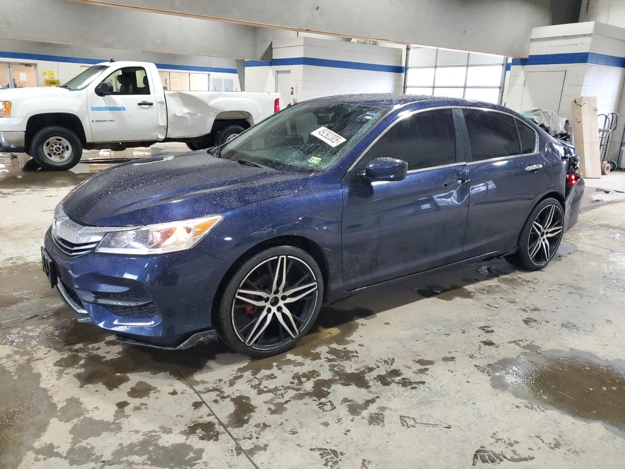 2017 Honda Accord VIN 1HGCR2F37HA246387