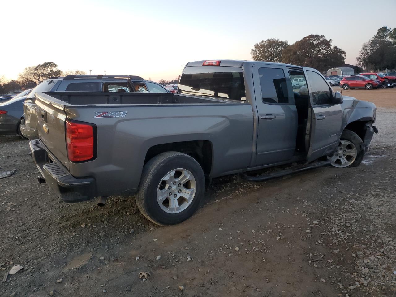 2017 Chevrolet Silverado VIN 1GCVKREC9HZ264929 Copart auction photo, front end damage thumbnail 3