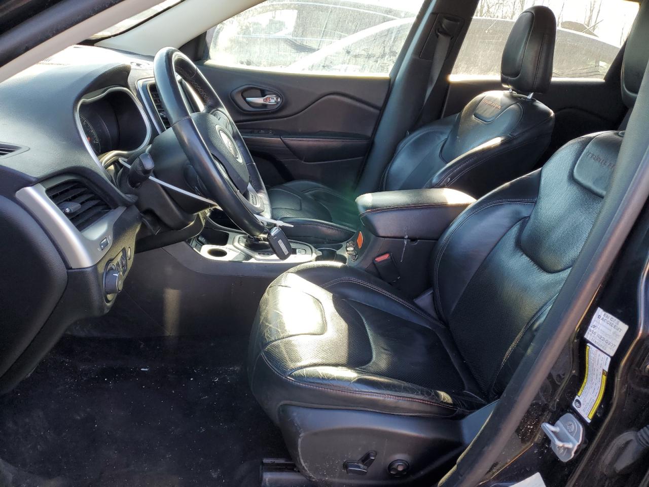2015 Jeep Cherokee VIN 1C4PJMBS3FW572056 Copart auction photo, side damage thumbnail 7