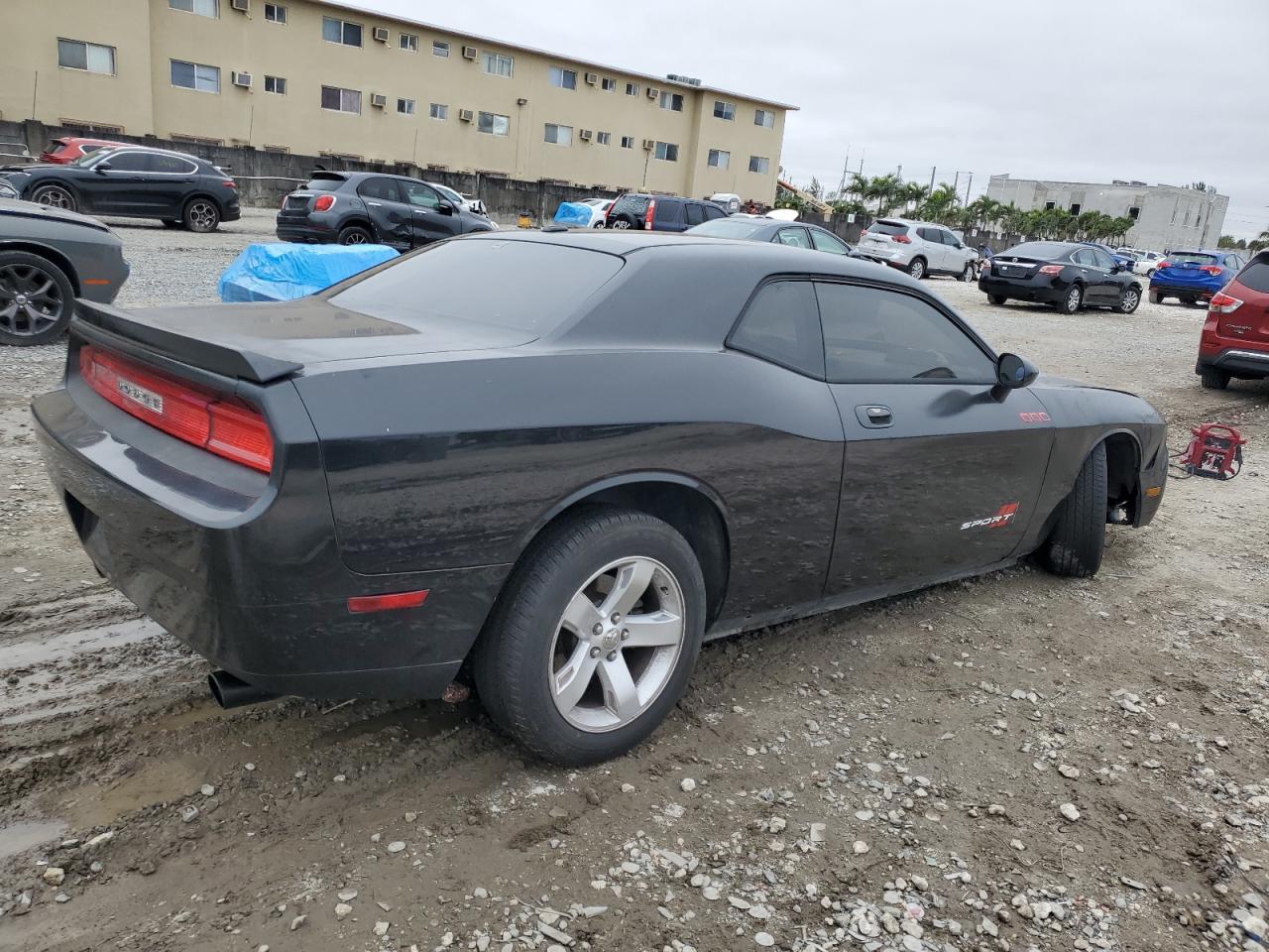 2010 Dodge Challenger VIN 2B3CJ4DV1AH322426 Copart auction photo, front end / undercarriage damage thumbnail 3