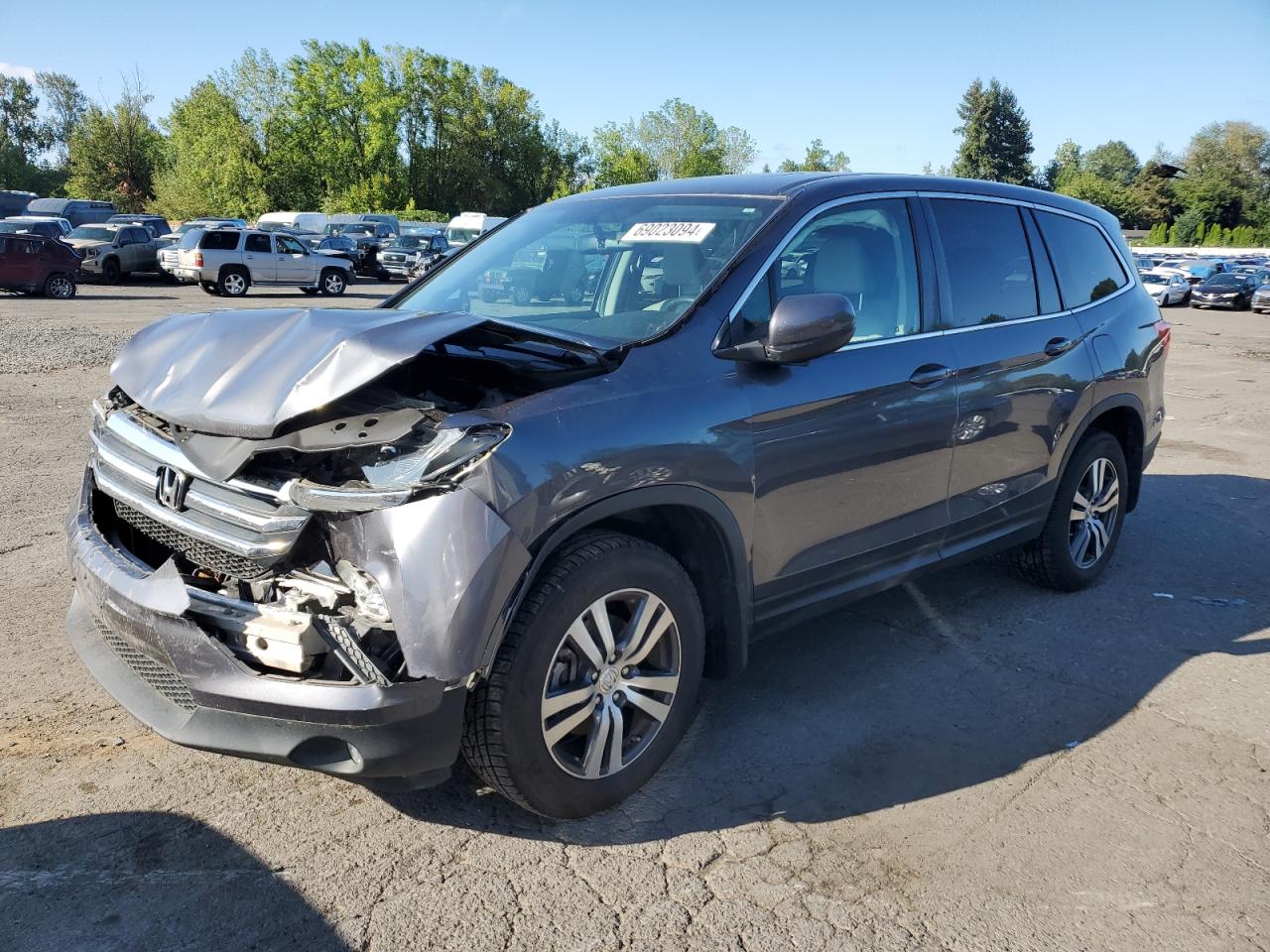 2017 Honda Pilot VIN 5FNYF6H55HB065816
