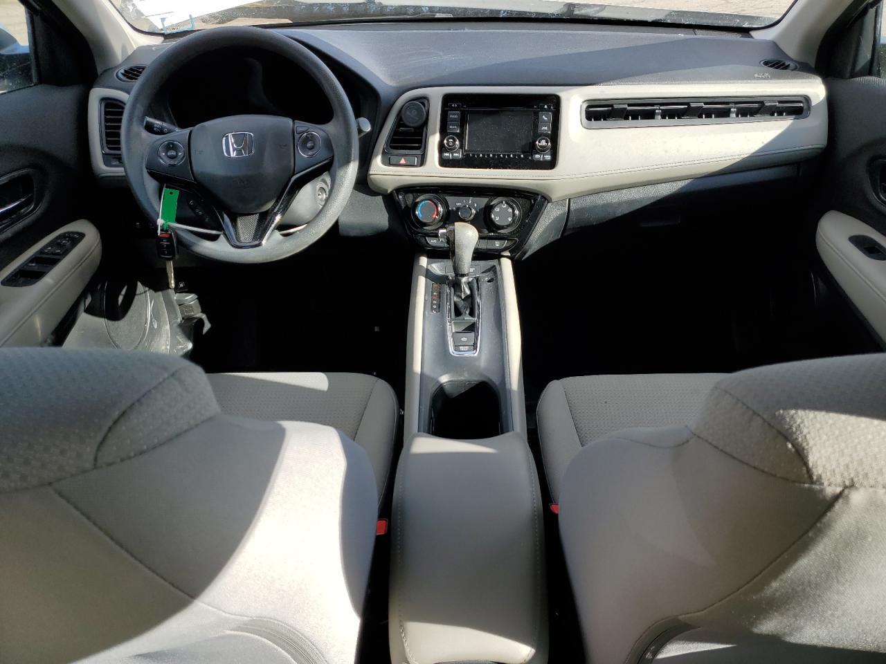 2021 Honda HR-V VIN 3CZRU6H39MM710086 Copart auction photo, front end / minor dent/scratches damage thumbnail 8