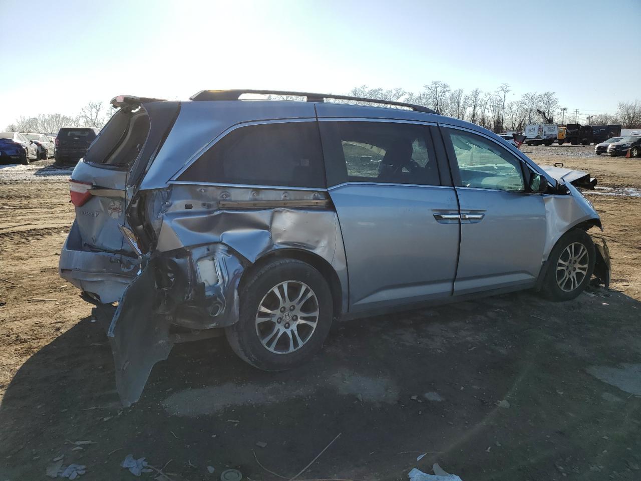 2011 Honda Odyssey VIN 5FNRL5H46BB051591 Copart auction photo, all over damage thumbnail 3