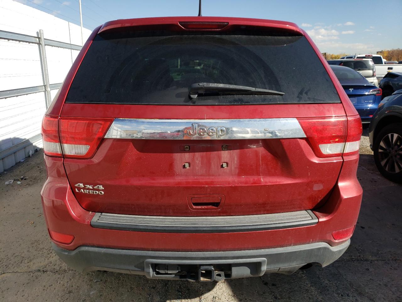 2011 Jeep Grand Cherokee VIN 1J4RR4GG3BC511673 Copart auction photo, front end / hail damage thumbnail 6