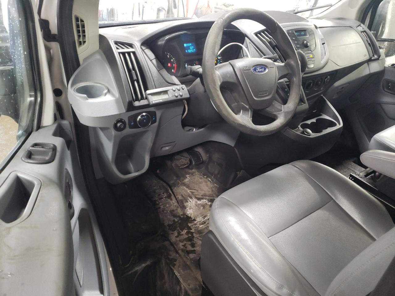 2018 Ford Transit VIN 1FTYR1ZM5JKA51164 Copart auction photo, front end damage thumbnail 8