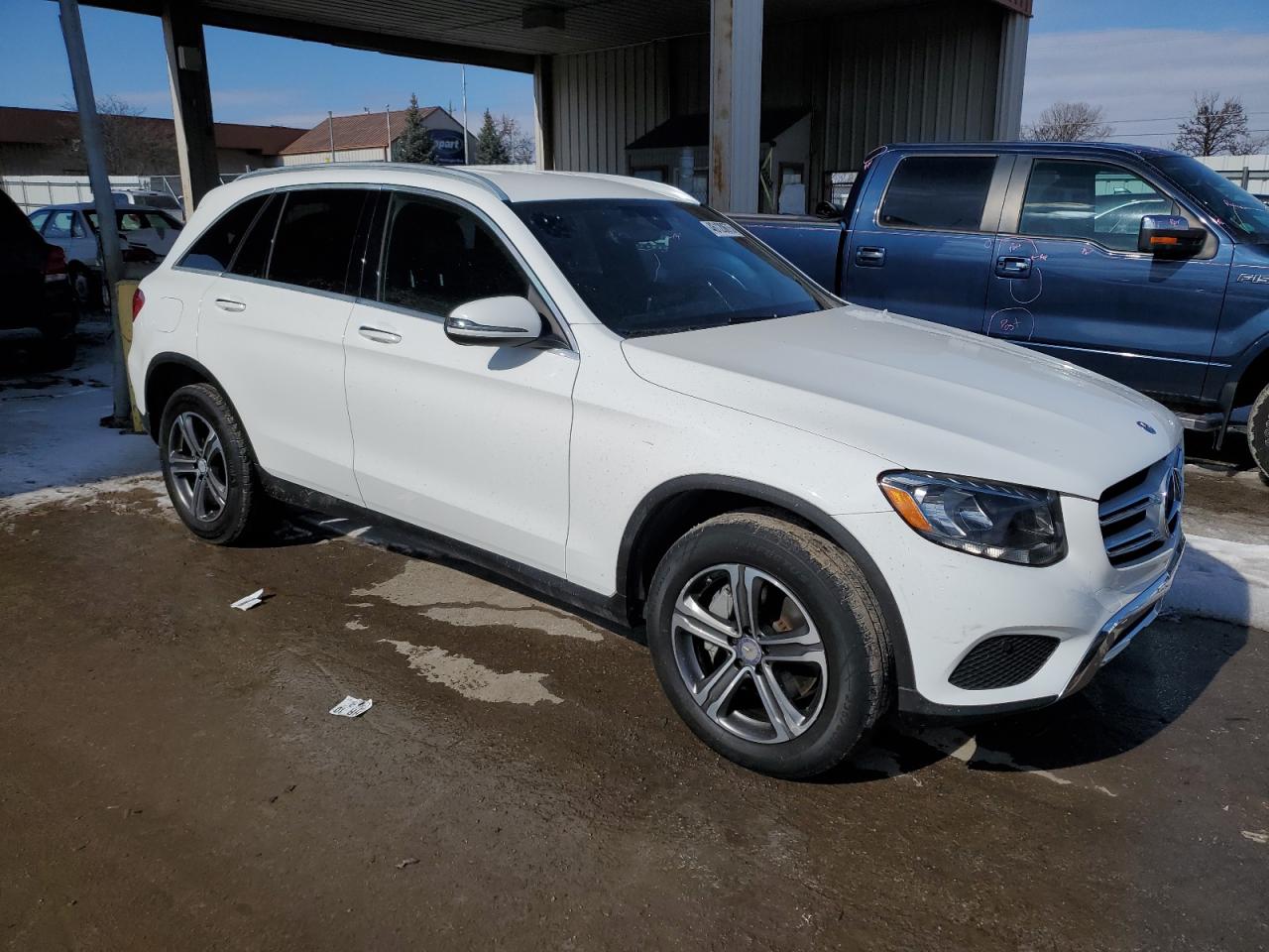 2017 Mercedes-Benz GLC VIN WDC0G4JB3HF153672 Copart auction photo, mechanical damage thumbnail 4