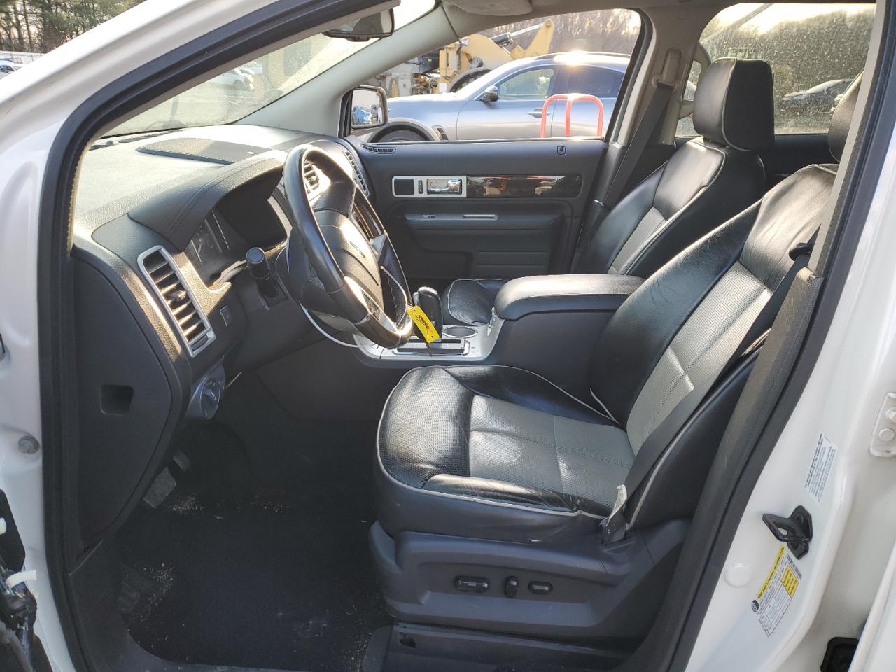 2008 Lincoln MKX VIN 2LMDU88C88BJ13983 Copart auction photo, front end damage thumbnail 7