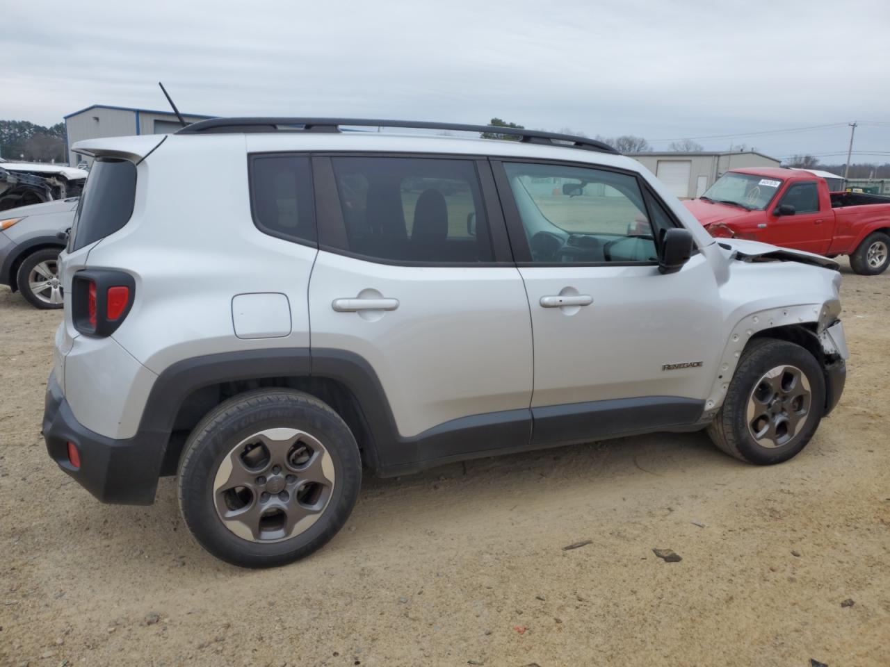 2016 Jeep Renegade VIN ZACCJAATXGPE33824 Copart auction photo, front end / minor dent/scratches damage thumbnail 3