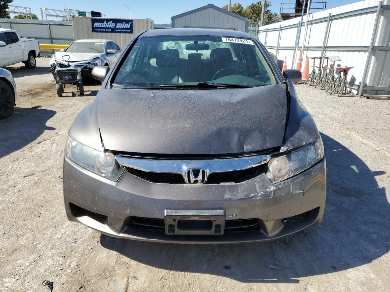 2011 Honda Civic VIN 19XFA1F89BE013897 Copart auction photo, front end / minor dent/scratches damage thumbnail 5