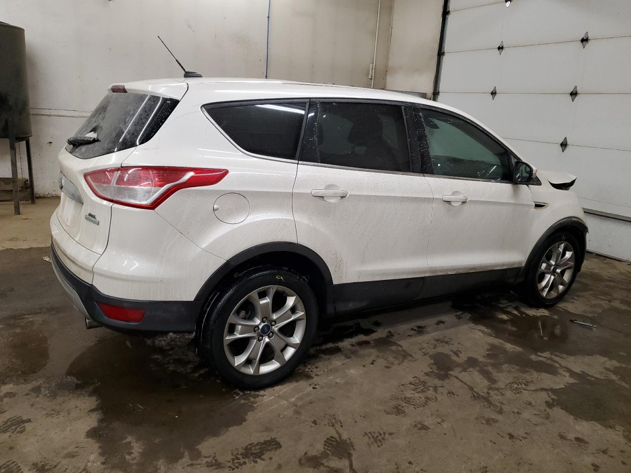 2013 Ford Escape VIN 1FMCU0HX8DUA24463 Copart auction photo, front end damage thumbnail 3