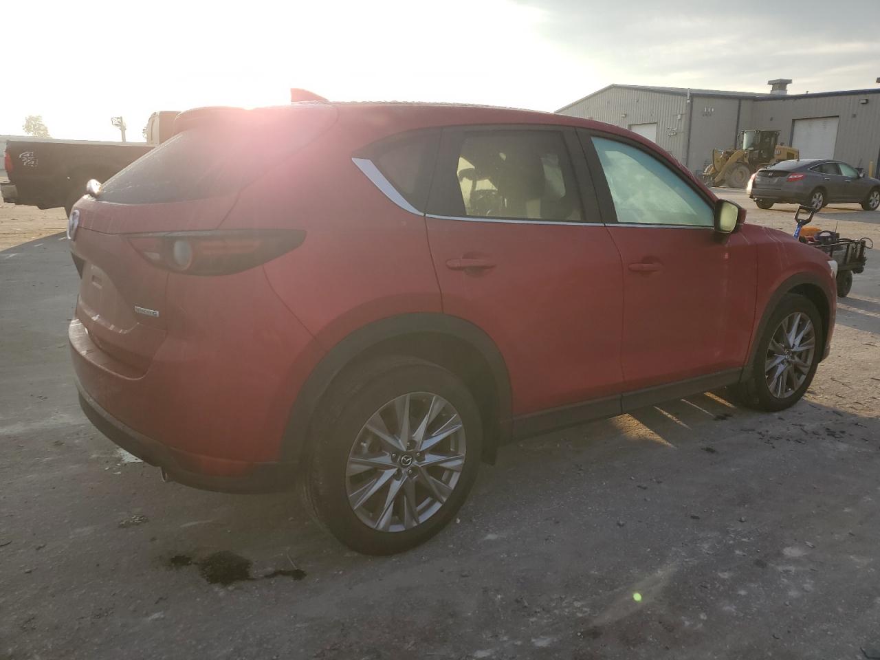 2021 Mazda CX-5 VIN JM3KFBDM5M0489721 Copart auction photo, front end / side damage thumbnail 3