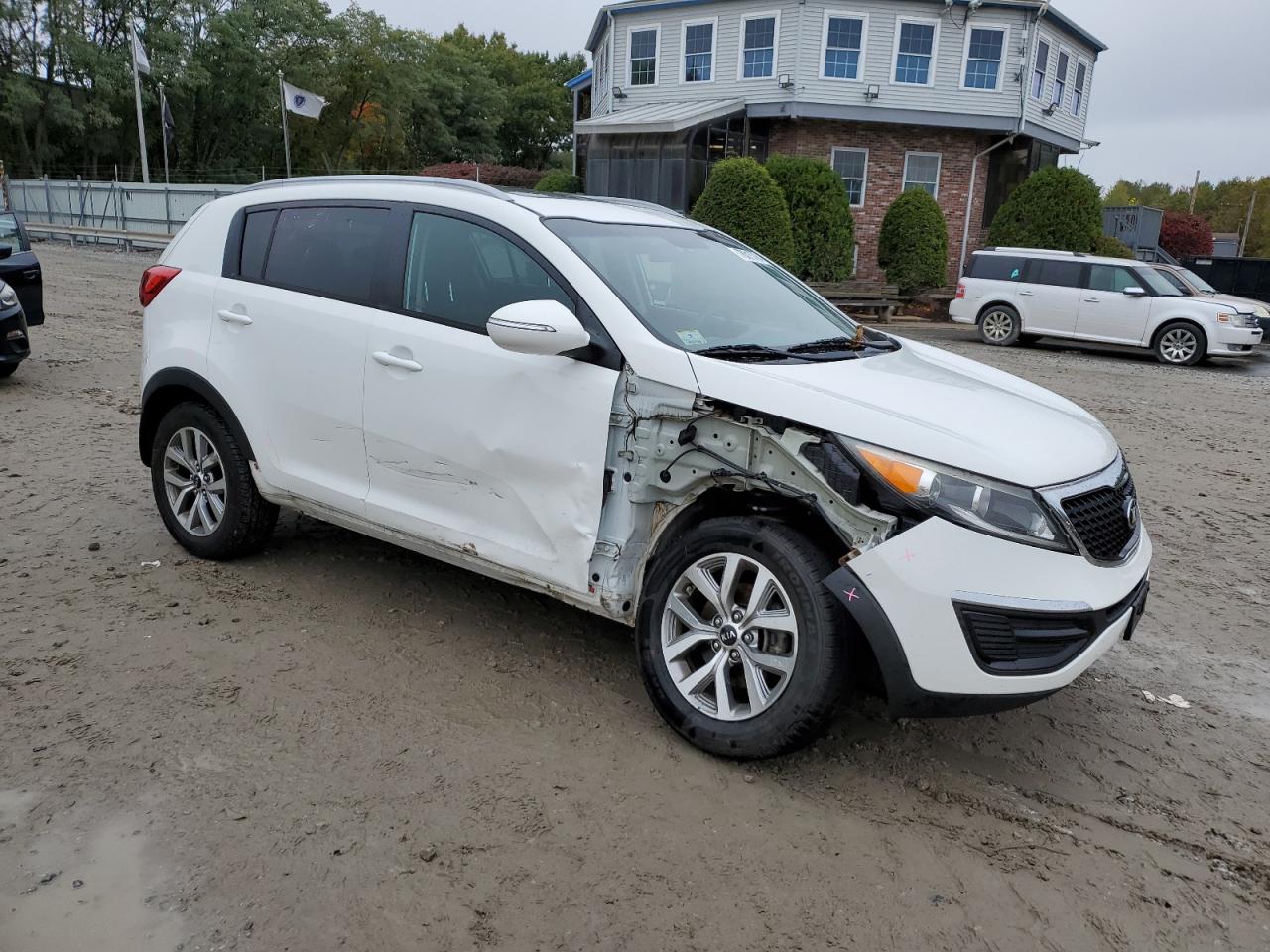 2015 KIA Sportage VIN KNDPBCAC8F7746375 Copart auction photo, side damage thumbnail 4