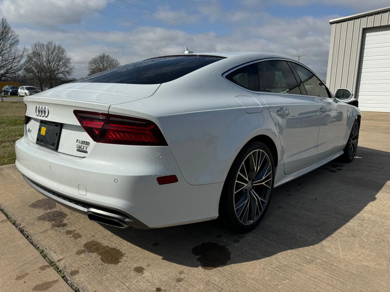 2017 Audi A7 VIN WAU22AFC3HN120641 Copart auction photo, front end / normal wear damage thumbnail 4