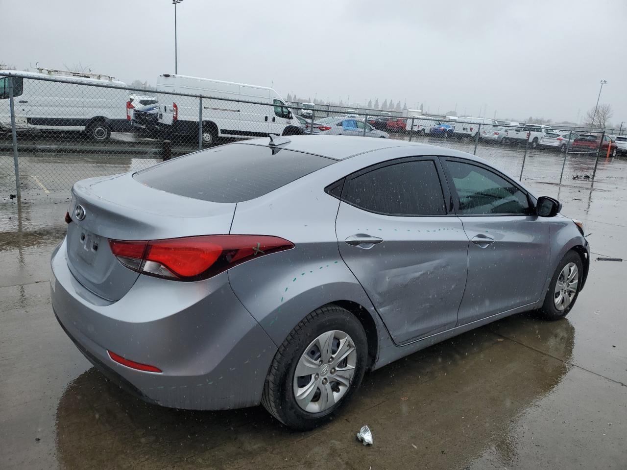 2016 Hyundai Elantra VIN 5NPDH4AE5GH774298 Copart auction photo, front end / side damage thumbnail 3