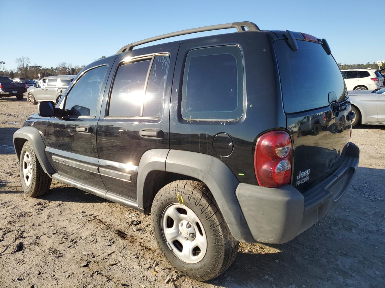 2006 Jeep Liberty (North America) VIN 1J4GK48K86W282796 Copart auction photo, undercarriage / minor dent/scratches damage thumbnail 2