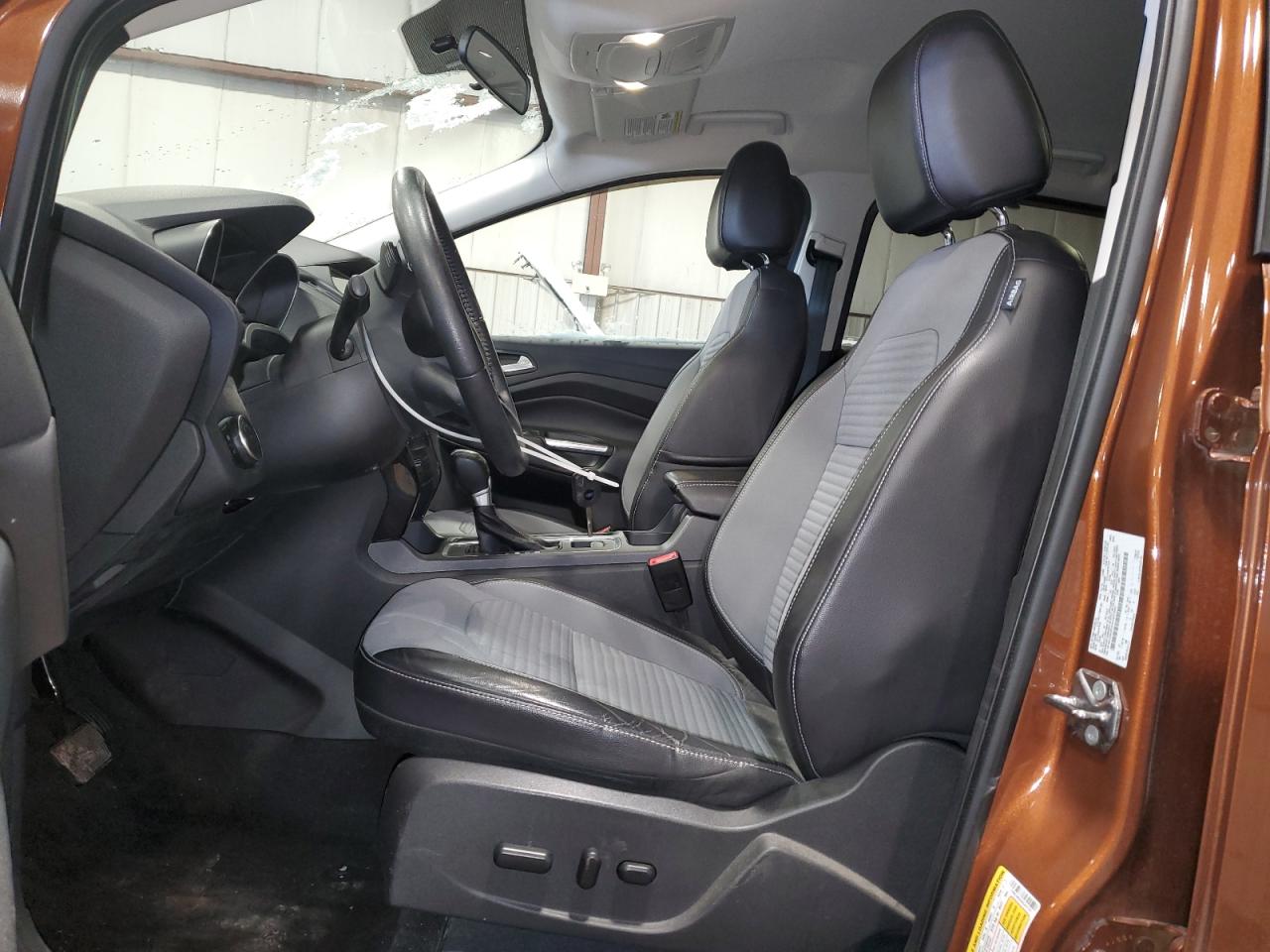2017 Ford Escape VIN 1FMCU9GDXHUA47597 Copart auction photo, front end / side damage thumbnail 7