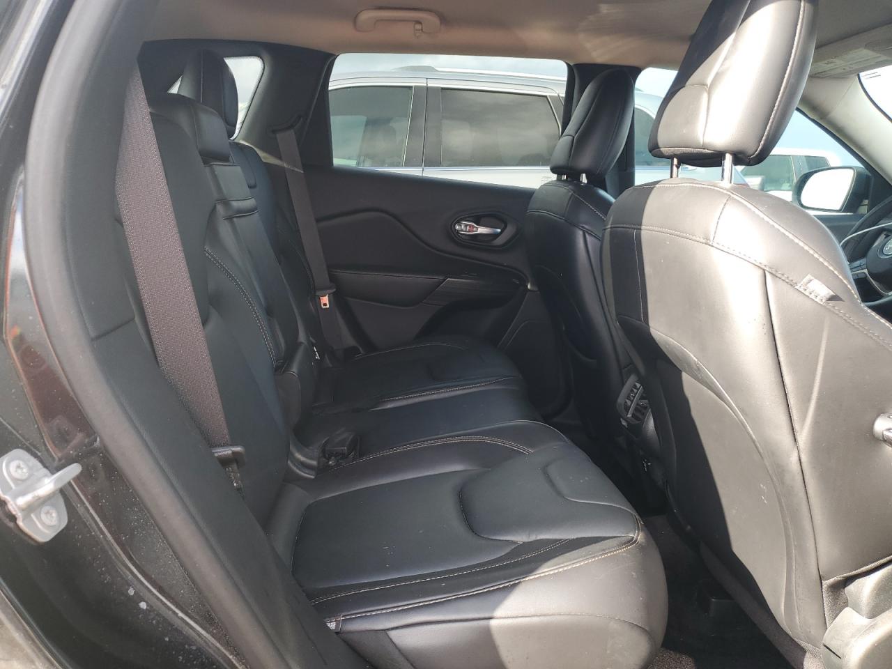2016 Jeep Grand Cherokee VIN 1C4PJLDB2GW312188 Copart auction photo, water/flood damage thumbnail 11