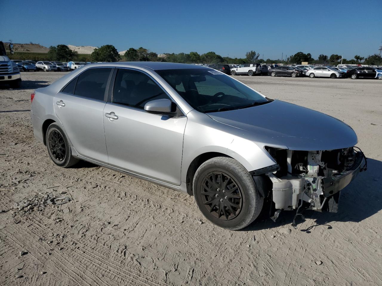 2012 Toyota Camry VIN 4T1BF1FK8CU058596 Copart auction photo, front end / minor dent/scratches damage thumbnail 4