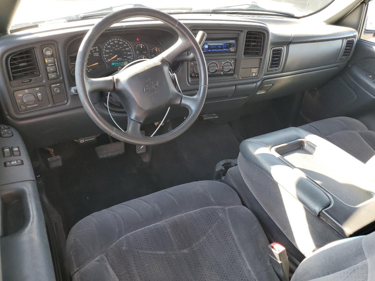2002 Chevrolet Silverado VIN 1GCEK19T72E256192 Copart auction photo, front end damage thumbnail 8