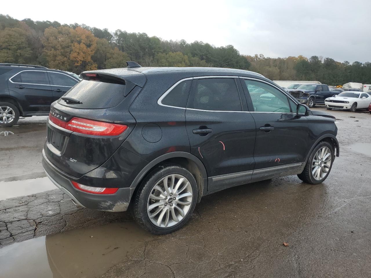 2017 Lincoln MKC VIN 5LMCJ3C93HUL39693 Copart auction photo, front end / minor dent/scratches damage thumbnail 3