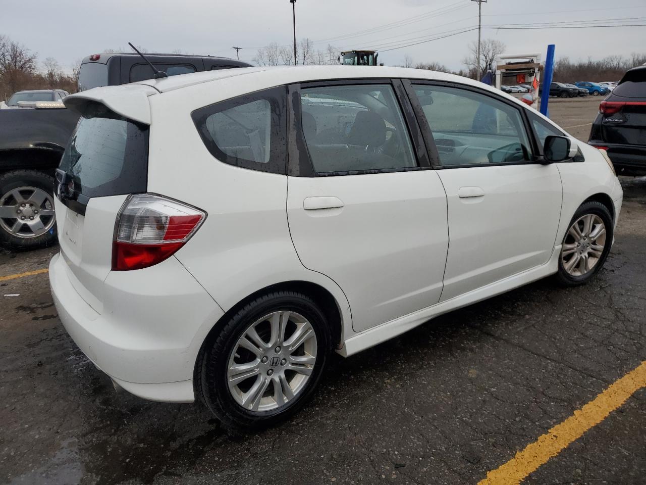 2010 Honda Fit VIN JHMGE8H4XAC027193 Copart auction photo, front end damage thumbnail 3