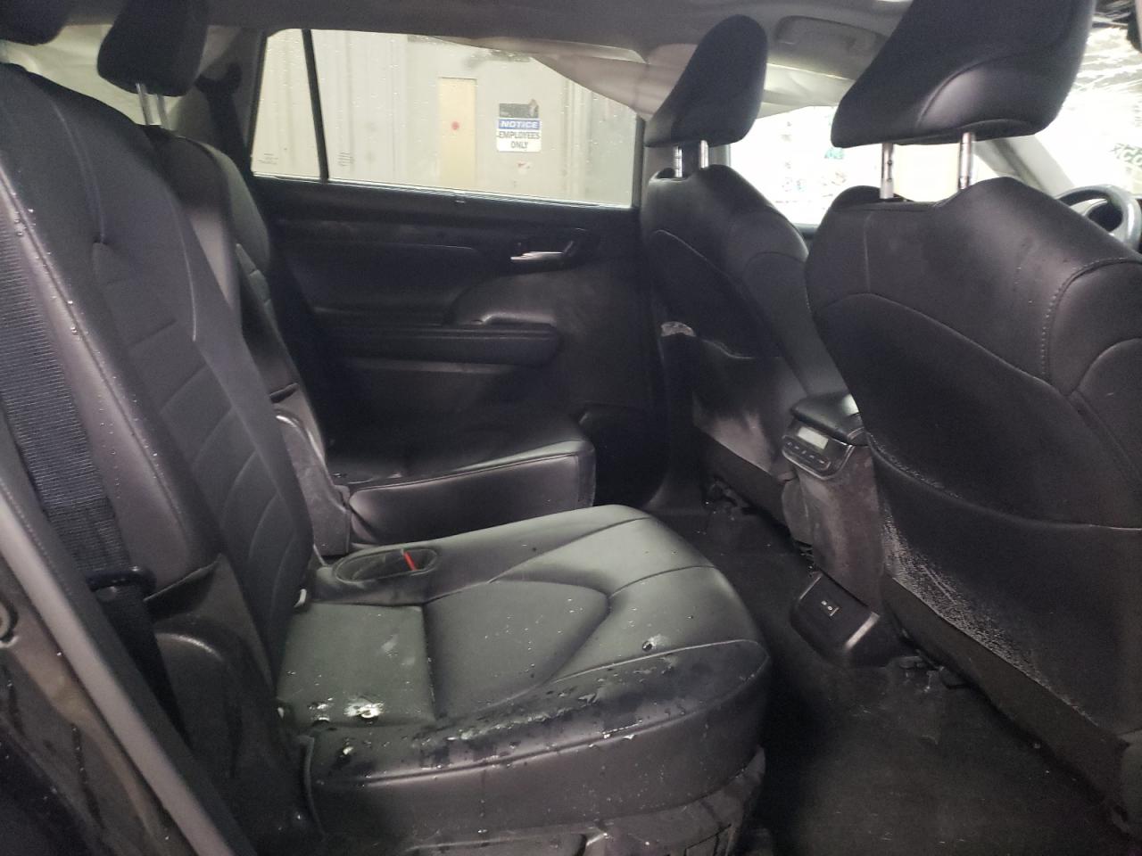 2022 Toyota Highlander VIN 5TDGZRBH4NS195102 Copart auction photo, all over / top/roof damage thumbnail 10