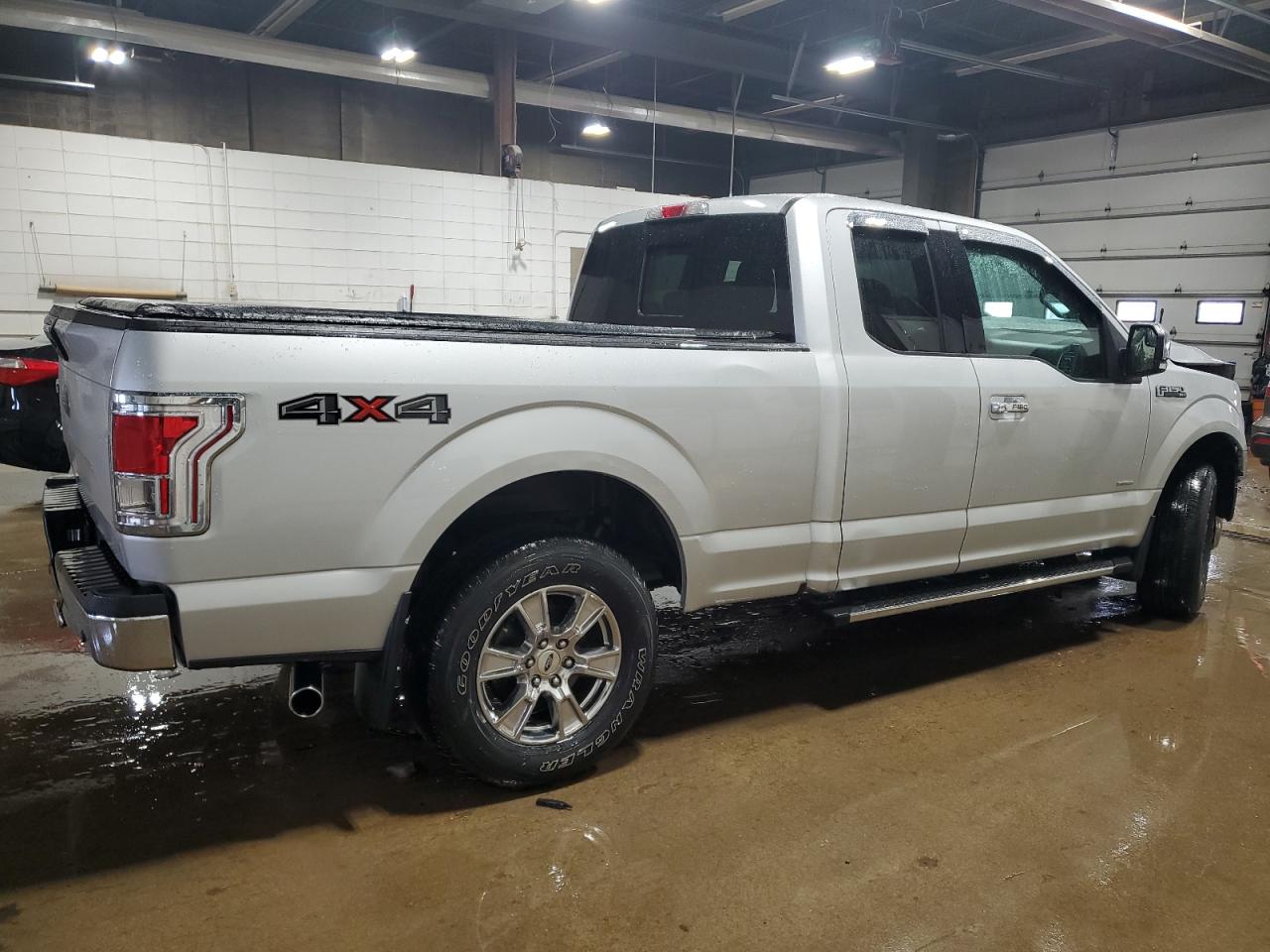 2016 Ford F-150 VIN 1FTEX1EP6GKF69527 Copart auction photo, front end damage thumbnail 3