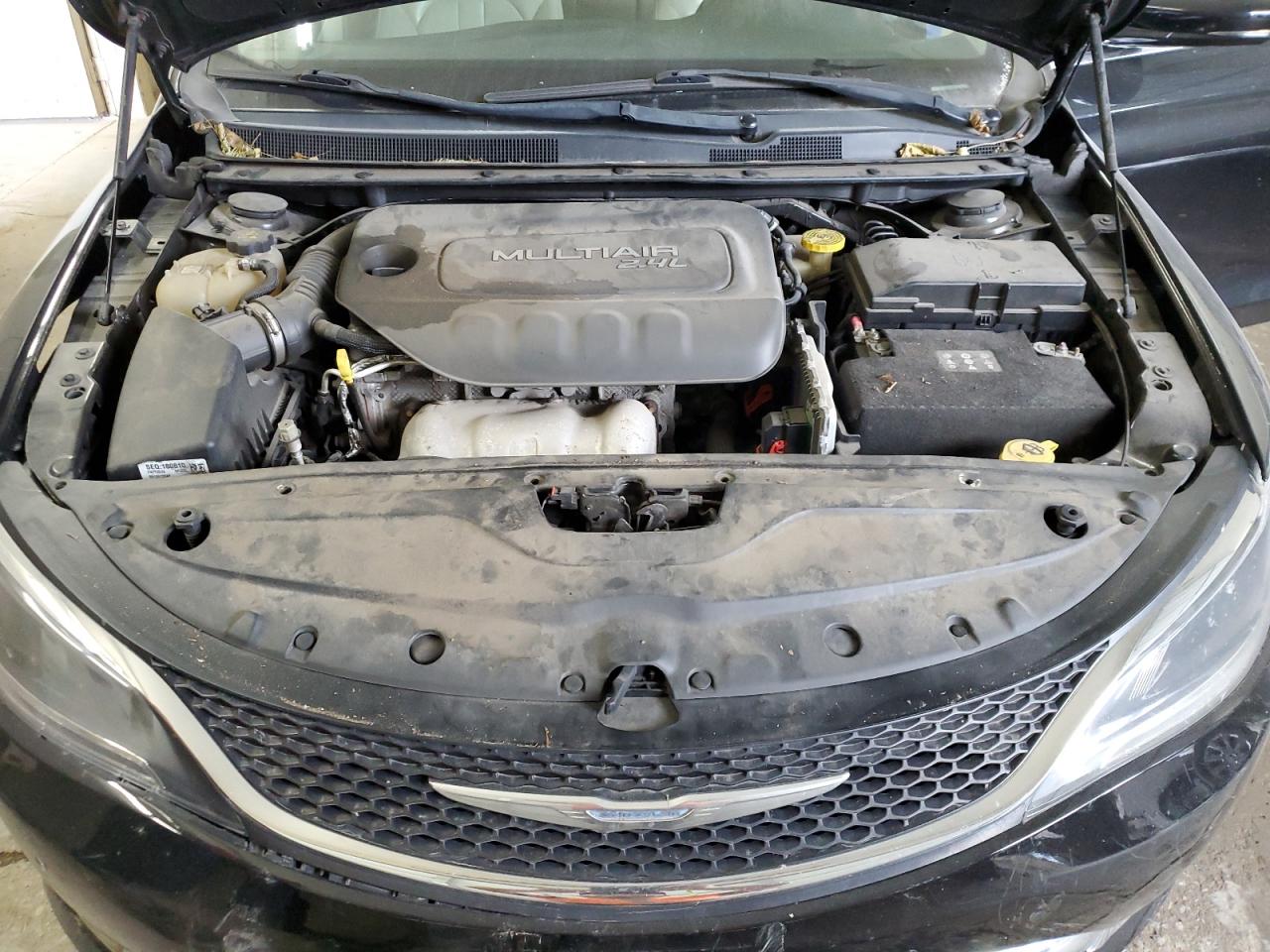 2015 Chrysler 200 VIN 1C3CCCCB2FN759249 Copart auction photo, front end / minor dent/scratches damage thumbnail 11
