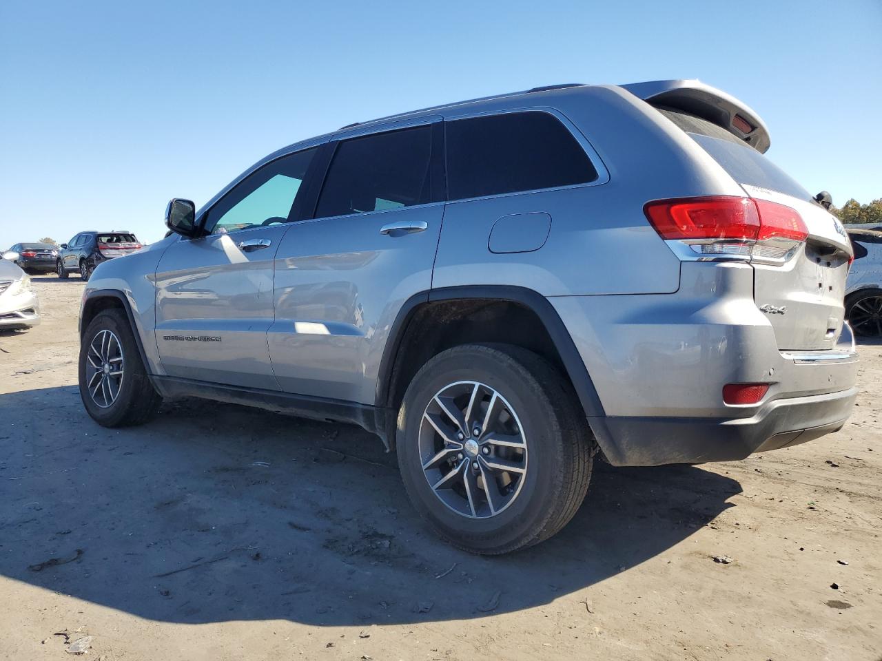2018 Jeep Grand Cherokee VIN 1C4RJFBG2JC333026 Copart auction photo, all over damage thumbnail 2