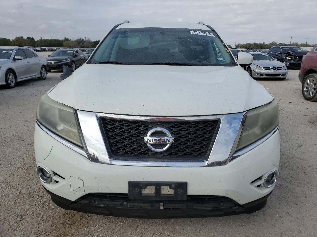 2015 Nissan Pathfinder VIN 5N1AR2MN0FC670310 Copart auction photo, front end / minor dent/scratches damage thumbnail 5