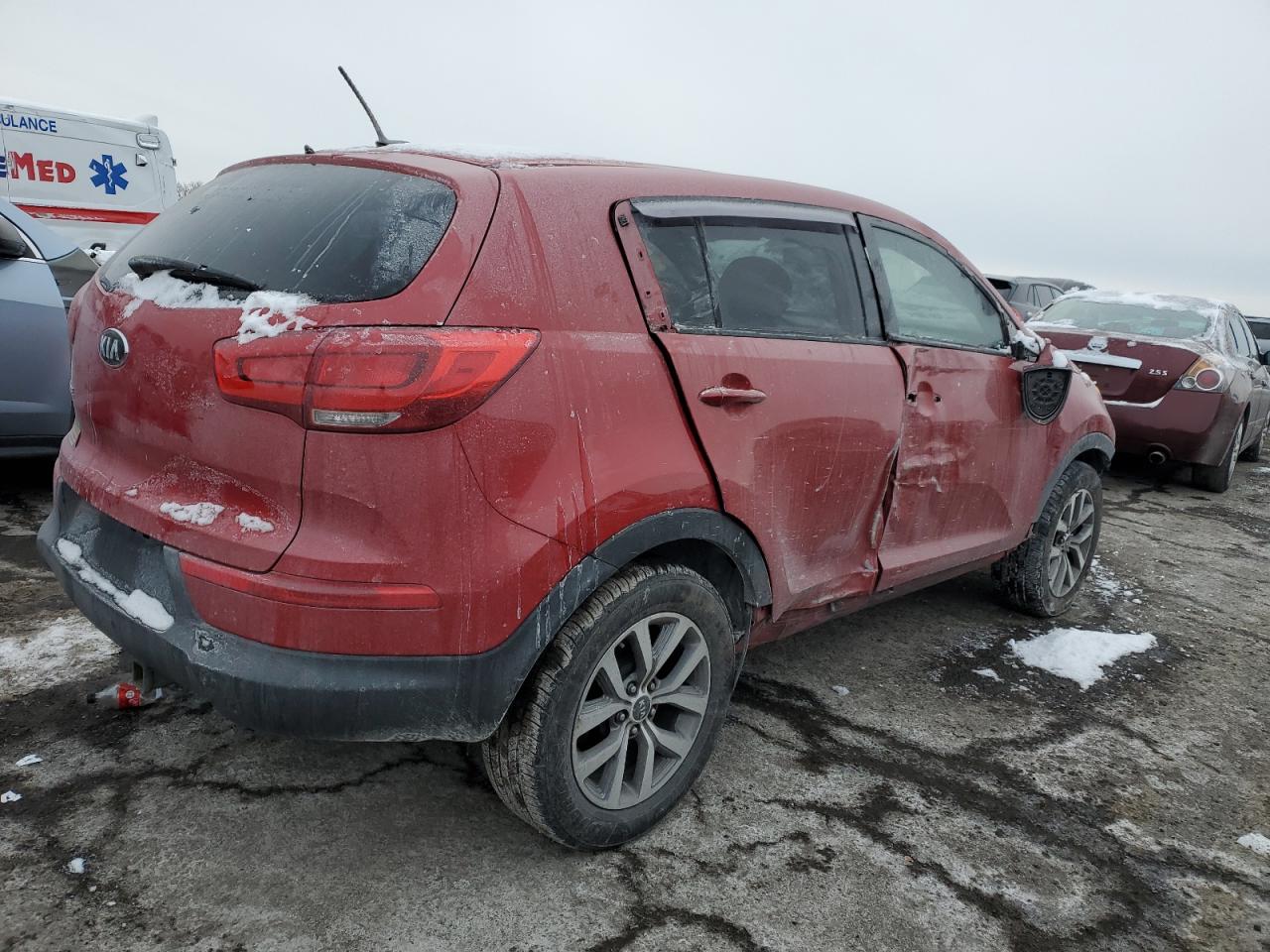 2015 KIA Sportage VIN KNDPBCAC5F7676561 Copart auction photo, side / front end damage thumbnail 3